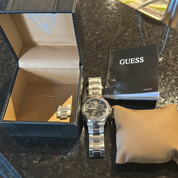 Guess Steel Watch - Guess Rush Day-Date Herrenuhr Quarz I90199G3 42 mm - Picture 8 of 11